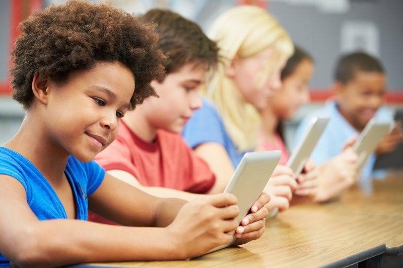 Implementing educational technology for elementary school teaching